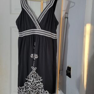 INC International Concepts Black and White Midi Dress